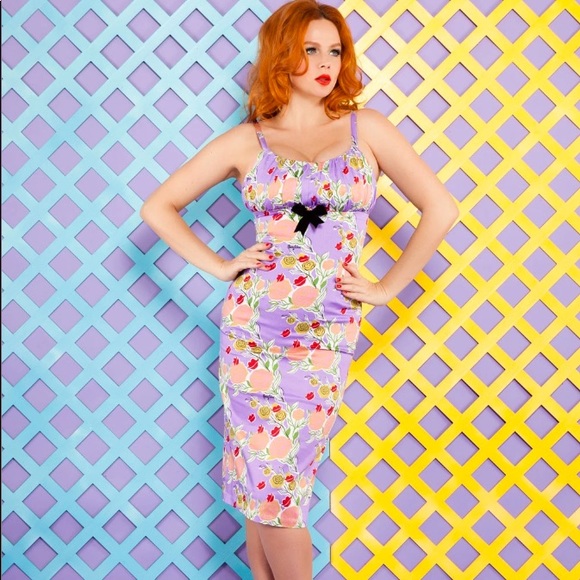 Evangeline Dress in Lips and Roses print Lavender - Picture 1 of 4